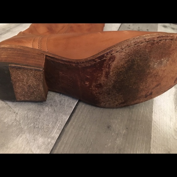 Fry boots - Picture 4 of 7